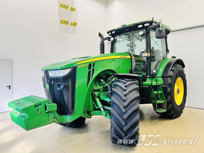 Traktor типа John Deere 8285R, Gebrauchtmaschine в Sülzetal OT Altenweddingen (Фотография 1)