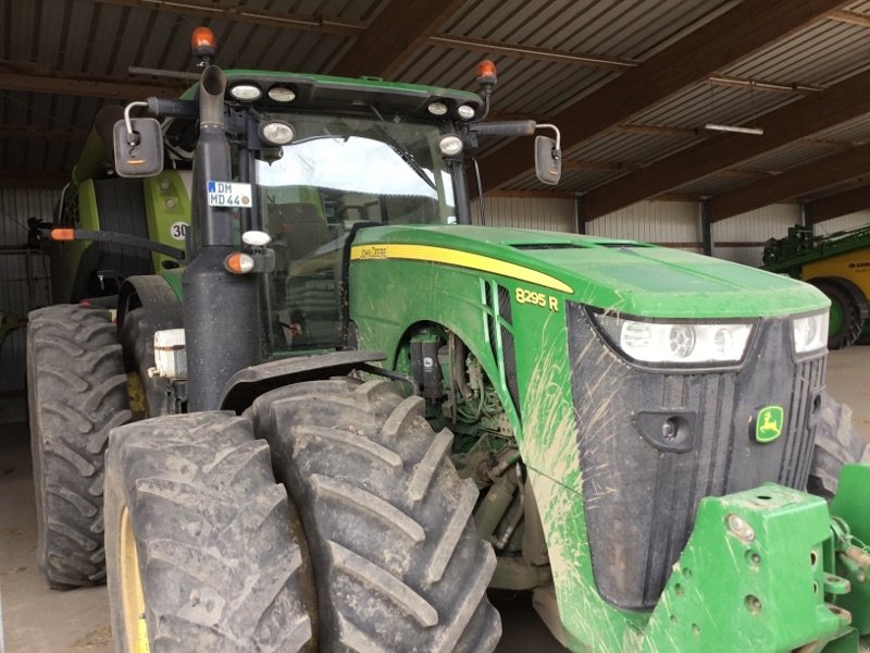 Traktor van het type John Deere 8295R AP 40, Gebrauchtmaschine in Neubrandenburg (Foto 2)