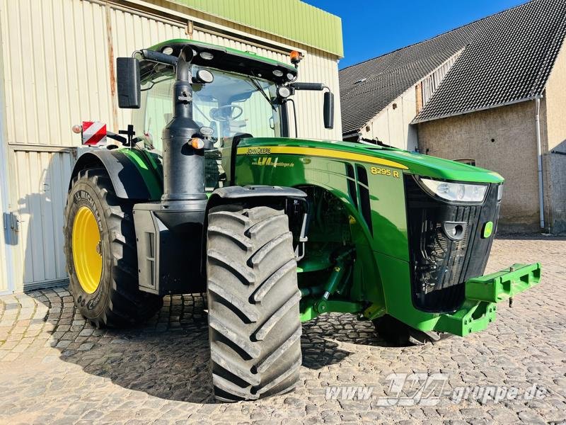 Traktor типа John Deere 8295R e23 PowerShift, Gebrauchtmaschine в Sülzetal OT Altenweddingen (Фотография 2)
