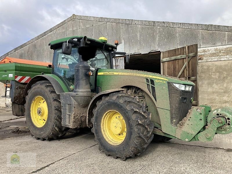 Traktor Türe ait John Deere 8295R *E23 Powr Shift*, Gebrauchtmaschine içinde Salsitz (resim 3)