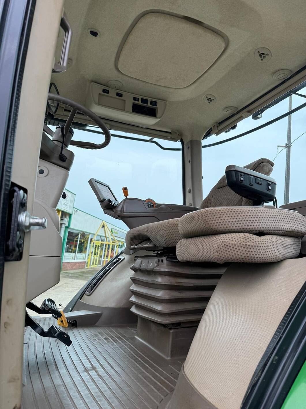 Traktor типа John Deere 8295R, Gebrauchtmaschine в BOSC LE HARD (Фотография 5)