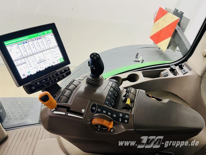 Traktor от тип John Deere 8295R, Gebrauchtmaschine в Sülzetal OT Altenweddingen (Снимка 11)