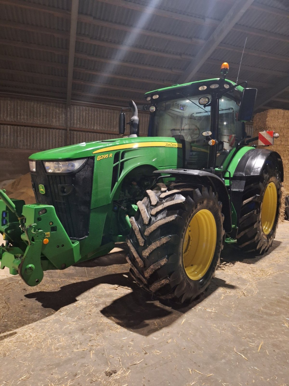 Traktor van het type John Deere 8295R, Gebrauchtmaschine in Südlohn (Foto 1)