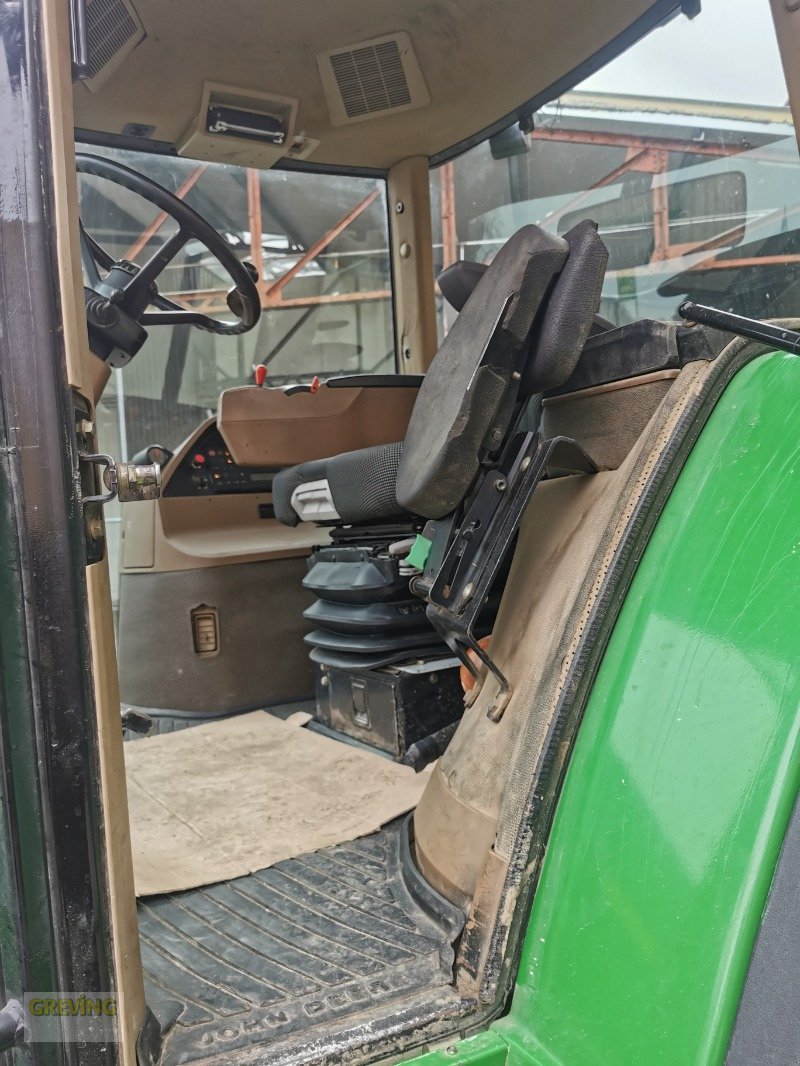Traktor des Typs John Deere 8300, Gebrauchtmaschine in Greven (Bild 12)