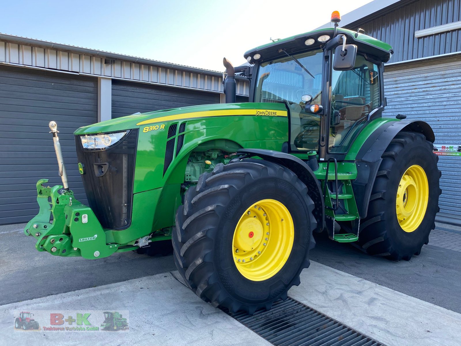 Traktor типа John Deere 8310 R kein 8370, Gebrauchtmaschine в Kettenkamp (Фотография 1)