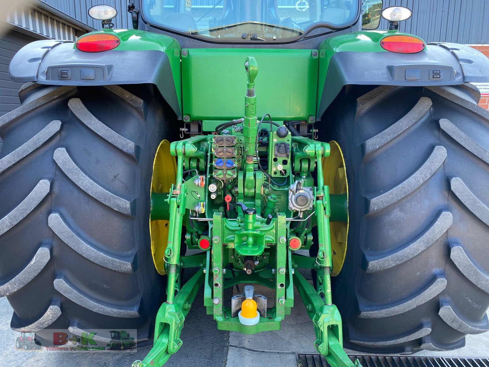 Traktor типа John Deere 8310 R kein 8370, Gebrauchtmaschine в Kettenkamp (Фотография 7)