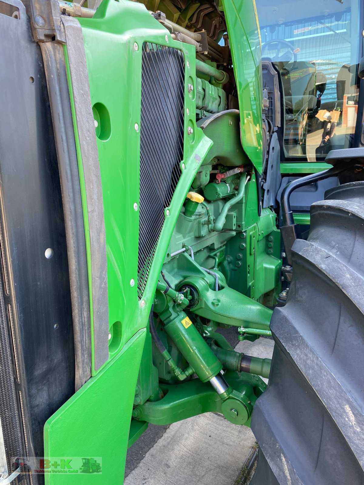 Traktor типа John Deere 8310 R kein 8370, Gebrauchtmaschine в Kettenkamp (Фотография 11)