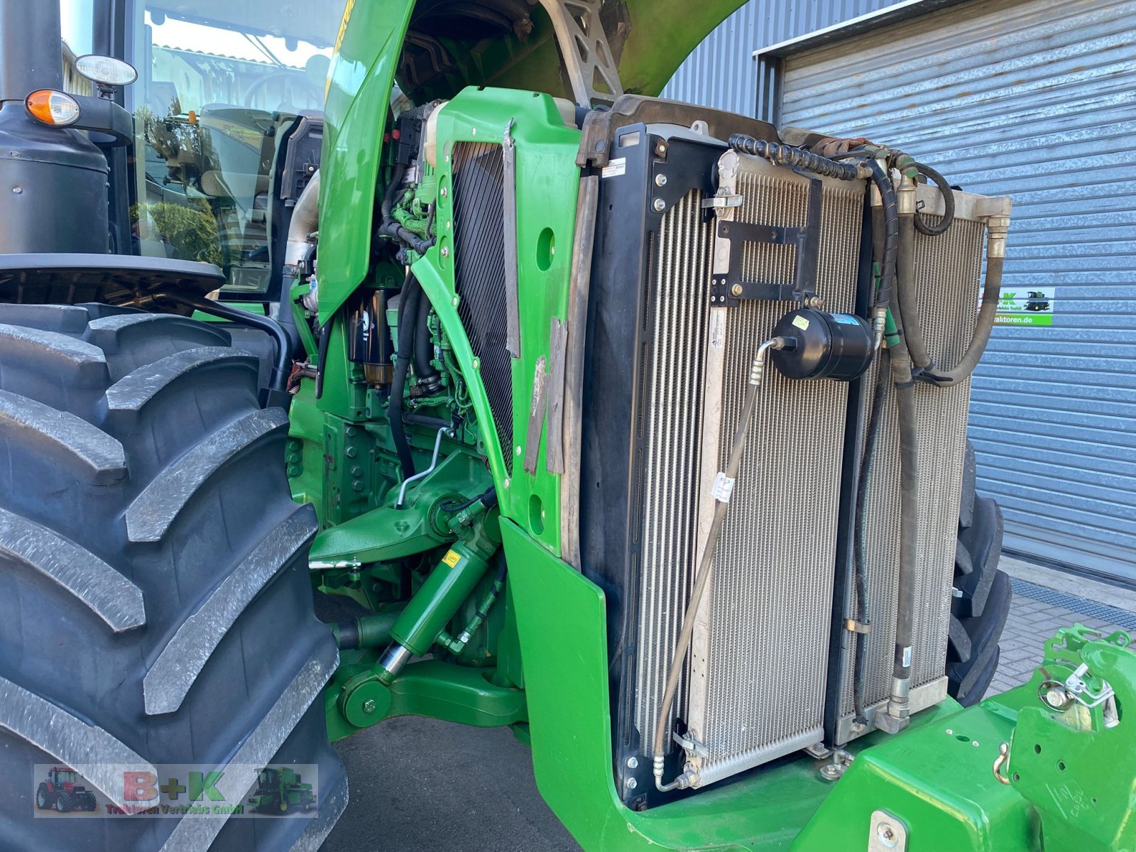 Traktor типа John Deere 8310 R kein 8370, Gebrauchtmaschine в Kettenkamp (Фотография 14)