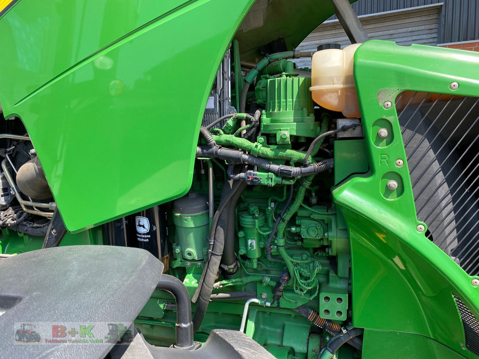 Traktor типа John Deere 8310 R kein 8370, Gebrauchtmaschine в Kettenkamp (Фотография 17)