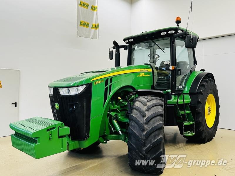 Traktor от тип John Deere 8310R **Motor NEU**, Gebrauchtmaschine в Sülzetal OT Altenweddingen (Снимка 1)