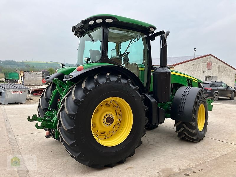 Traktor of the type John Deere 8310R Powr Shift *Motor neu*, Gebrauchtmaschine in Salsitz (Picture 18)