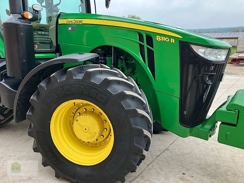 Traktor of the type John Deere 8310R Powr Shift *Motor neu*, Gebrauchtmaschine in Salsitz (Picture 3)
