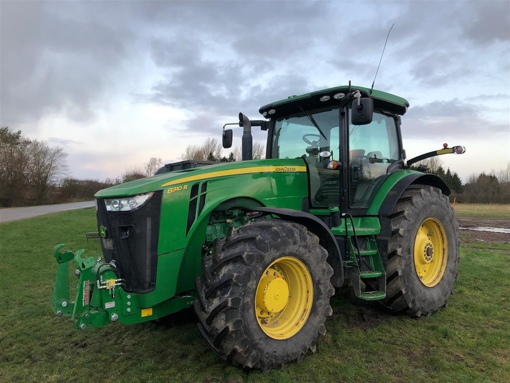Traktor van het type John Deere 8310R, Gebrauchtmaschine in Tønder (Foto 7)