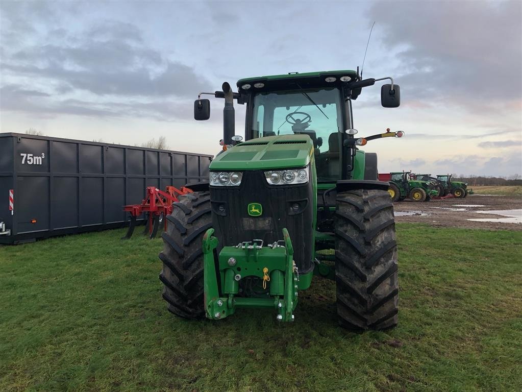Traktor van het type John Deere 8310R, Gebrauchtmaschine in Tønder (Foto 14)