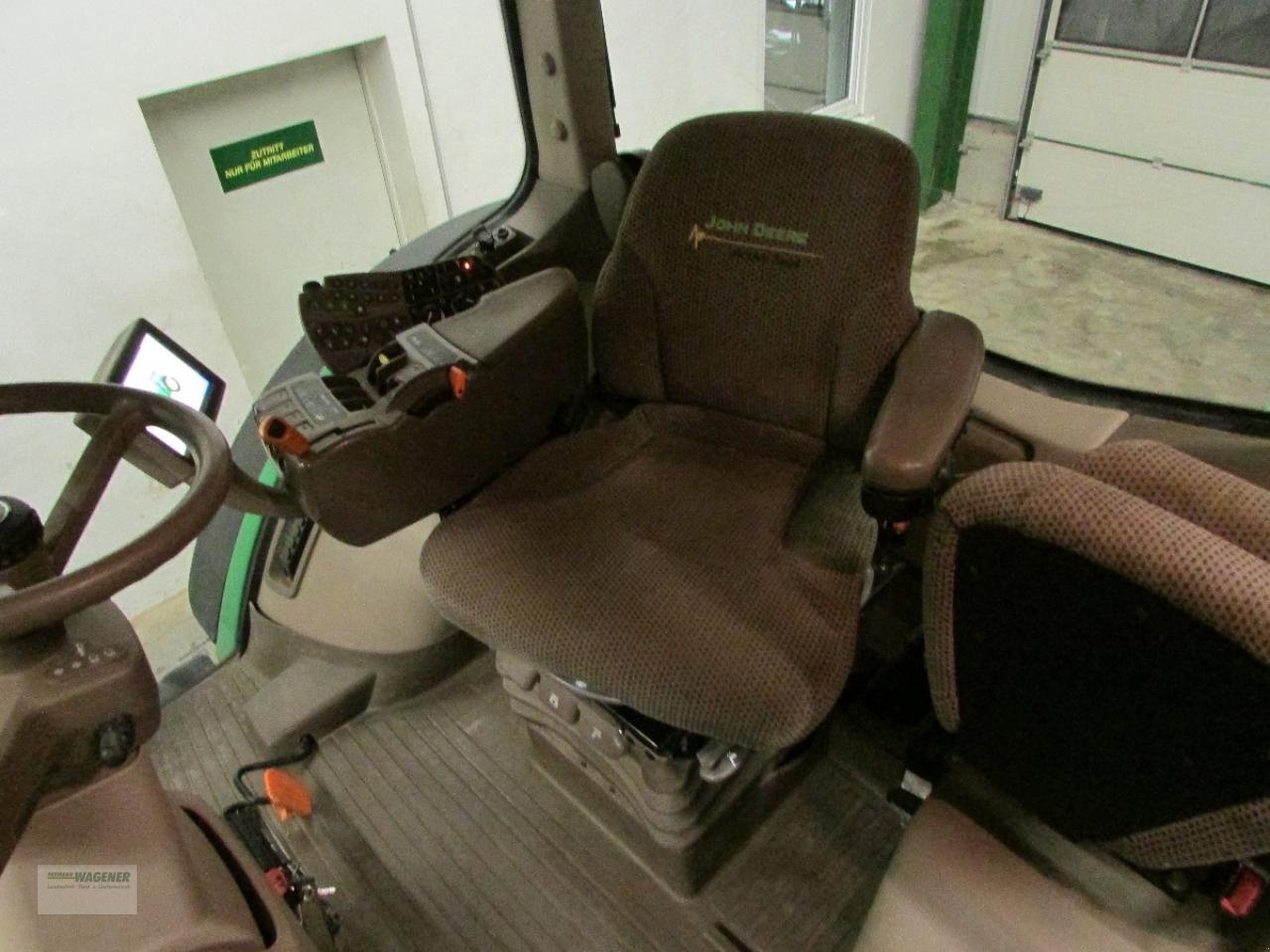 Traktor типа John Deere 8310R, Gebrauchtmaschine в Bad Wildungen - Wega (Фотография 5)