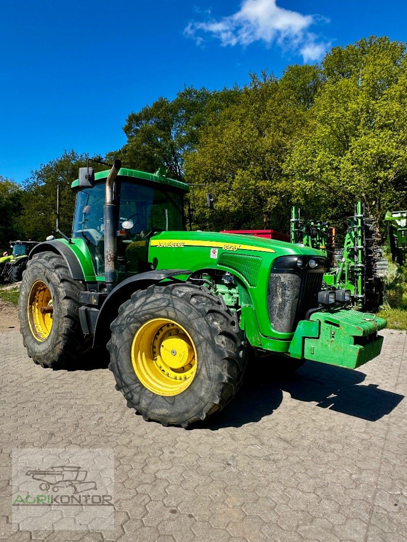 Traktor типа John Deere 8320 Powershift, Gebrauchtmaschine в Liebenwalde (Фотография 1)