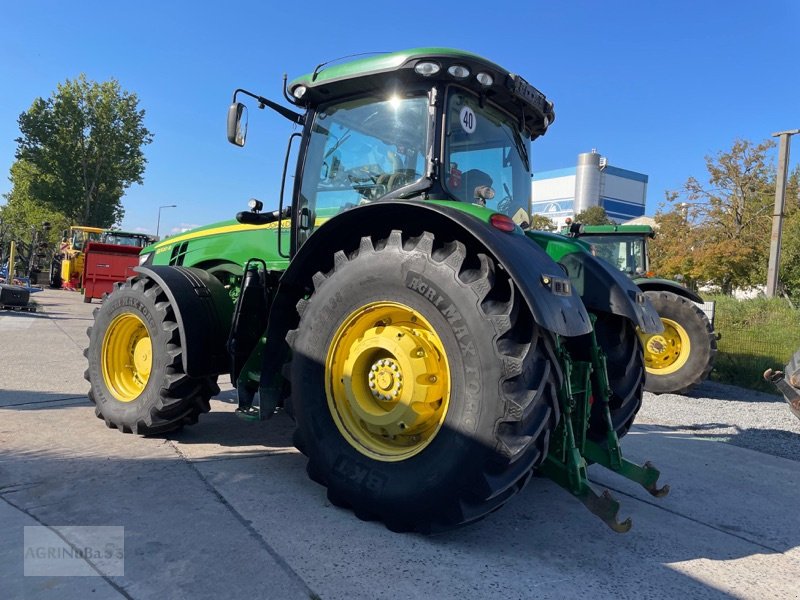 Traktor от тип John Deere 8320 R e23, Gebrauchtmaschine в Prenzlau (Снимка 5)