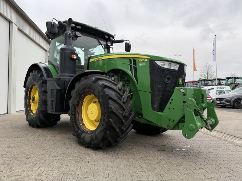 Traktor za tip John Deere 8320 R E23, Gebrauchtmaschine u Bad Oldesloe (Slika 1)