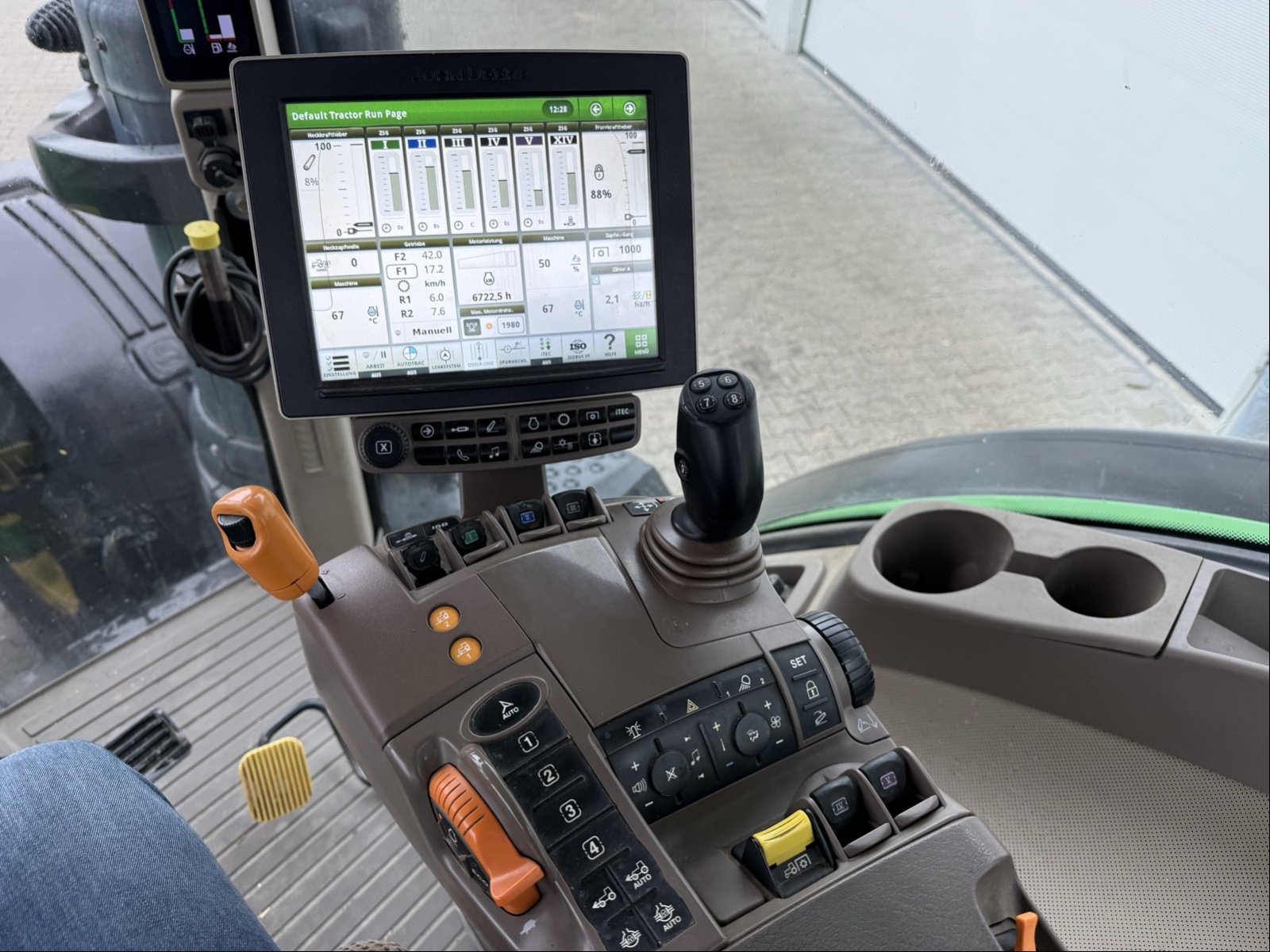 Traktor typu John Deere 8320 R E23, Gebrauchtmaschine w Bad Oldesloe (Zdjęcie 12)