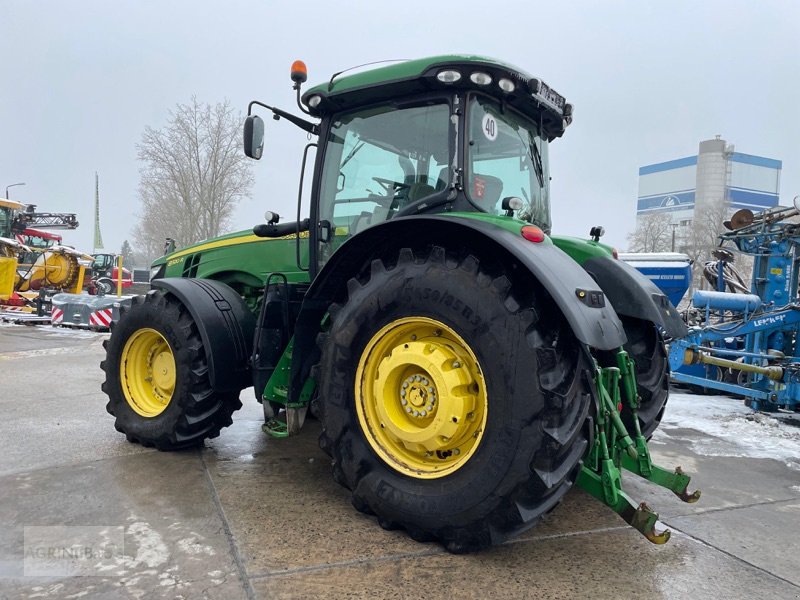 Traktor типа John Deere 8320 R PowrShift, Gebrauchtmaschine в Prenzlau (Фотография 5)