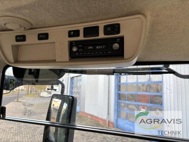 Traktor от тип John Deere 8320 R, Gebrauchtmaschine в Meppen (Снимка 16)