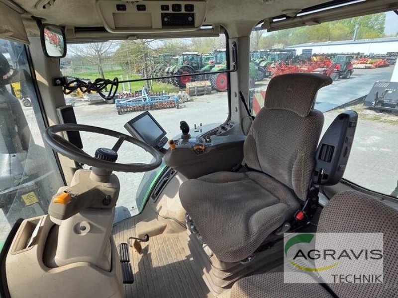 Traktor от тип John Deere 8320 R, Gebrauchtmaschine в Calbe / Saale (Снимка 10)