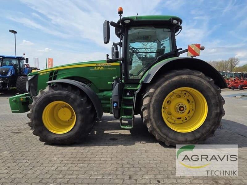 Traktor от тип John Deere 8320 R, Gebrauchtmaschine в Calbe / Saale (Снимка 2)