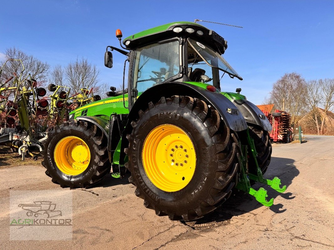 Traktor типа John Deere 8320 R, Gebrauchtmaschine в Liebenwalde (Фотография 5)