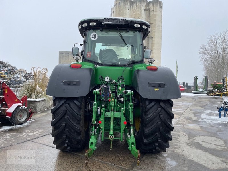 Traktor des Typs John Deere 8320 R, Gebrauchtmaschine in Prenzlau (Bild 7)