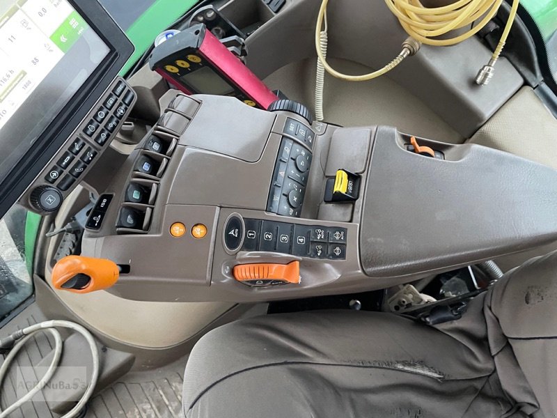 Traktor des Typs John Deere 8320 R, Gebrauchtmaschine in Prenzlau (Bild 21)
