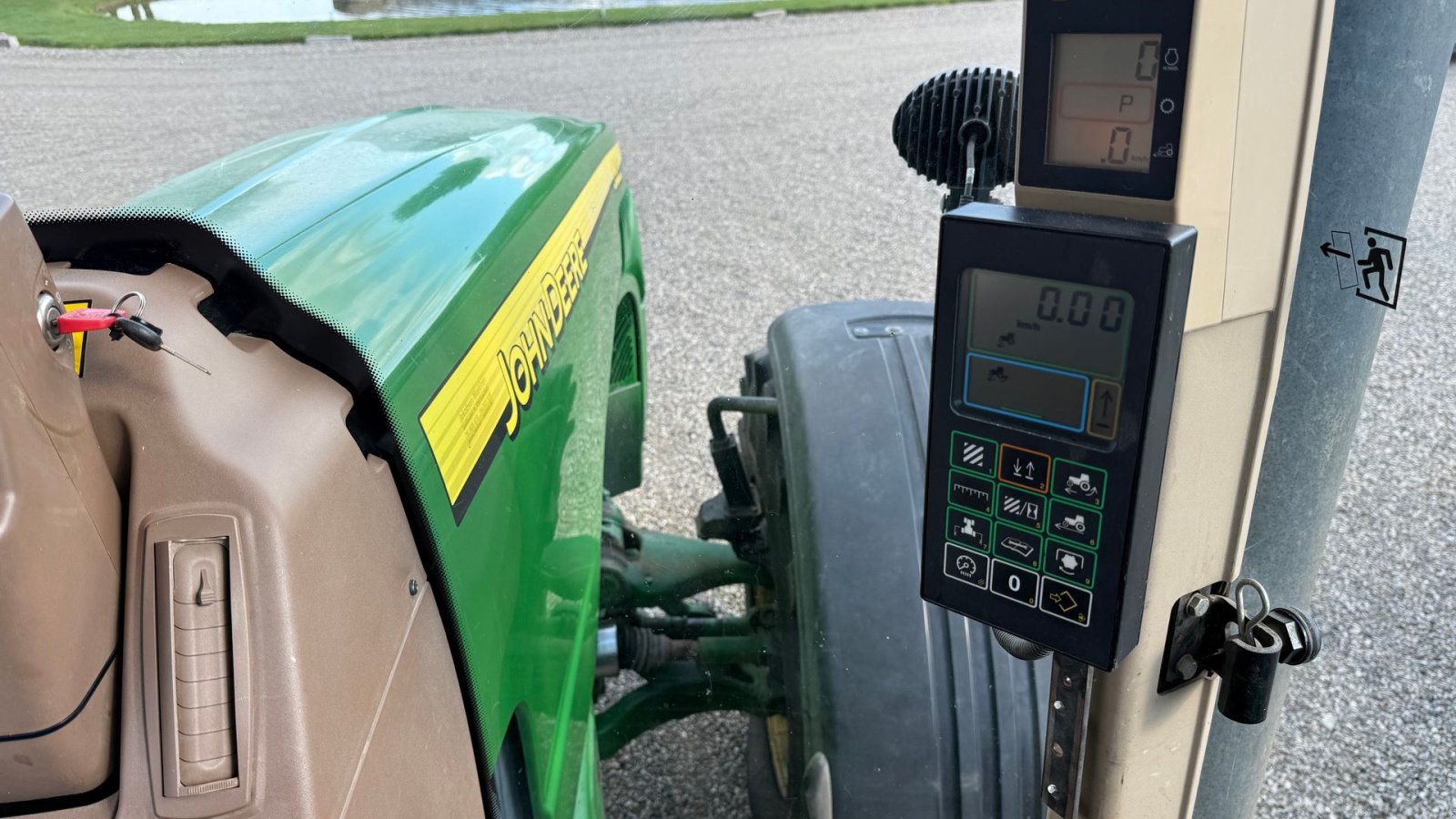 Traktor a típus John Deere 8320 Traktor, Gebrauchtmaschine ekkor: Aabenraa (Kép 5)