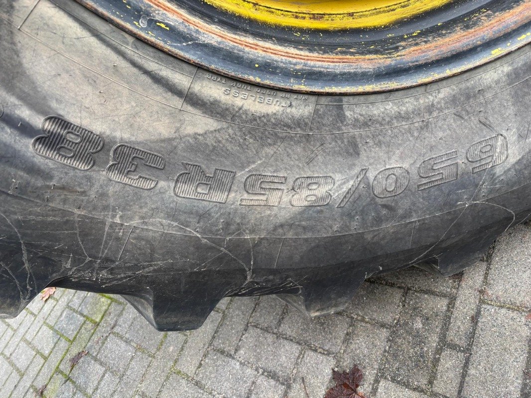 Traktor van het type John Deere 8320, Gebrauchtmaschine in Neubrandenburg (Foto 5)