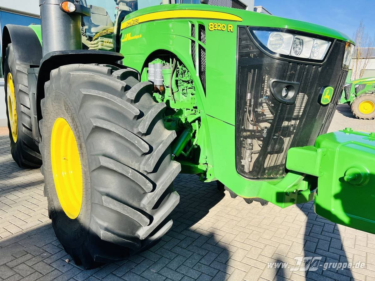 Traktor типа John Deere 8320R E23-PowerShift, Gebrauchtmaschine в Sülzetal OT Altenweddingen (Фотография 16)