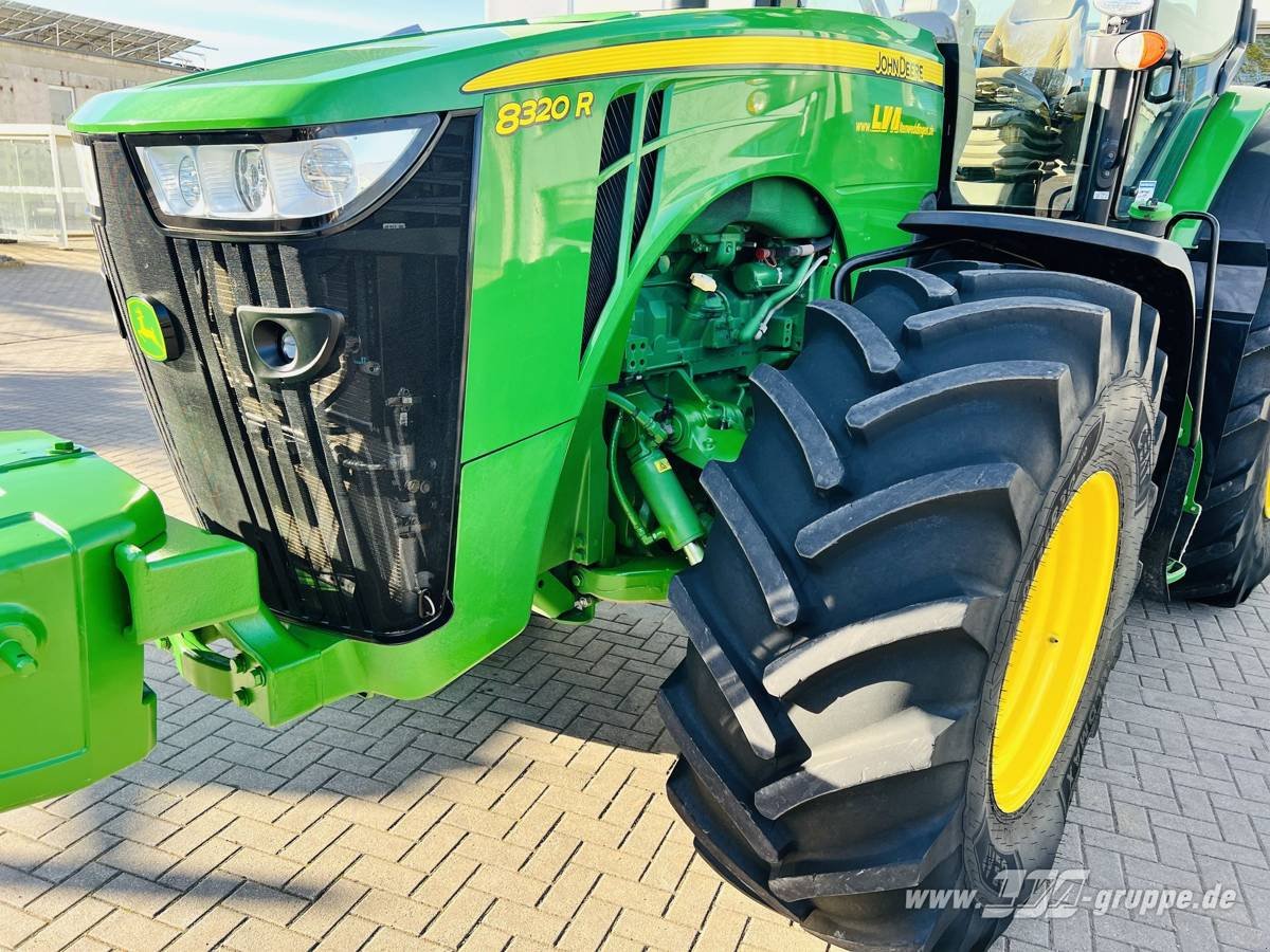 Traktor типа John Deere 8320R E23-PowerShift, Gebrauchtmaschine в Sülzetal OT Altenweddingen (Фотография 18)