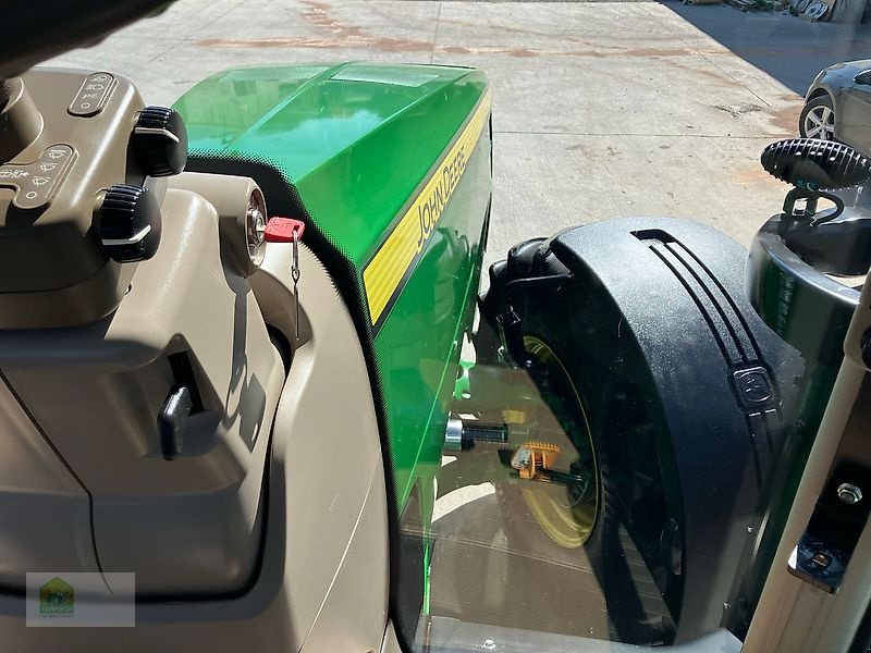 Traktor a típus John Deere 8320R *Powr Shift 16/5*, Gebrauchtmaschine ekkor: Salsitz (Kép 29)
