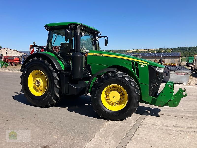 Traktor от тип John Deere 8320R Powr Shift *Ohne AdBlue*, Gebrauchtmaschine в Salsitz (Снимка 11)