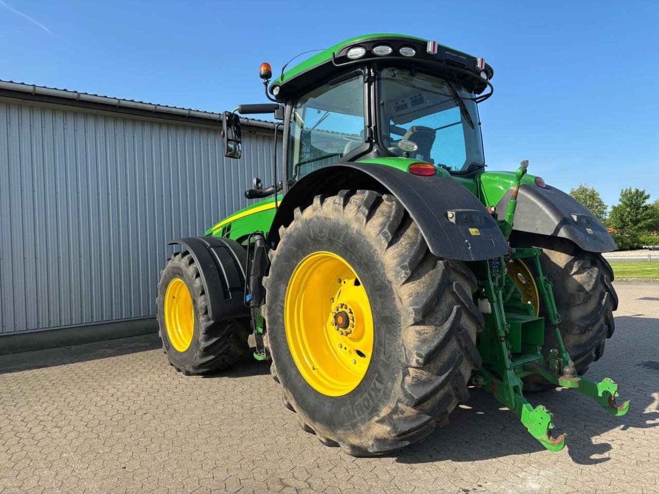 Traktor van het type John Deere 8320R, Gebrauchtmaschine in Næstved (Foto 15)