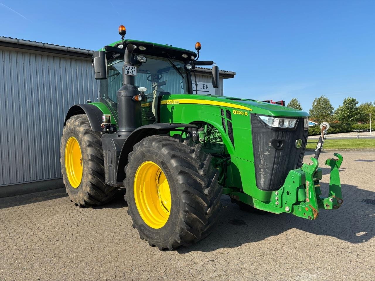 Traktor van het type John Deere 8320R, Gebrauchtmaschine in Næstved (Foto 11)