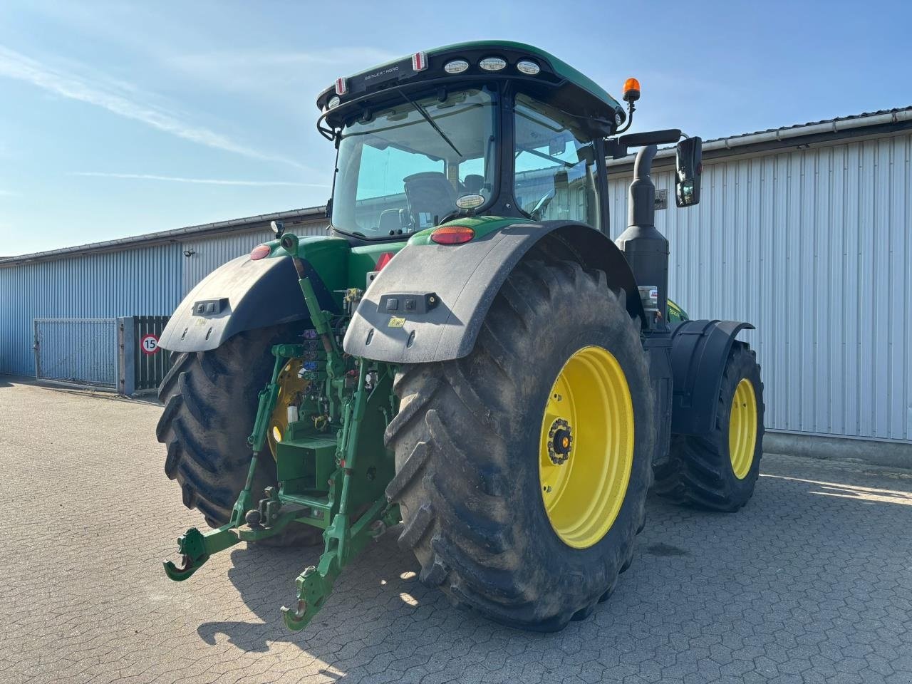 Traktor van het type John Deere 8320R, Gebrauchtmaschine in Næstved (Foto 14)