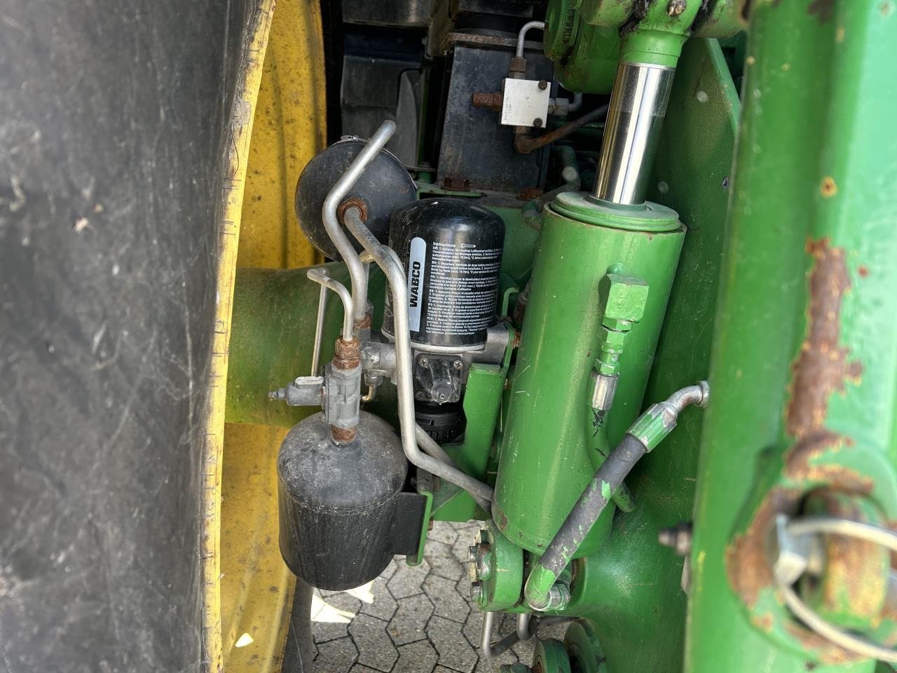 Traktor типа John Deere 8320R, Gebrauchtmaschine в Bramming (Фотография 8)