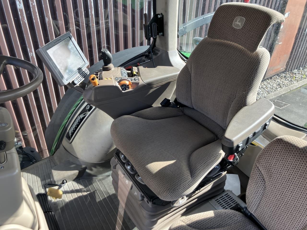 Traktor типа John Deere 8320R, Gebrauchtmaschine в Bramming (Фотография 15)