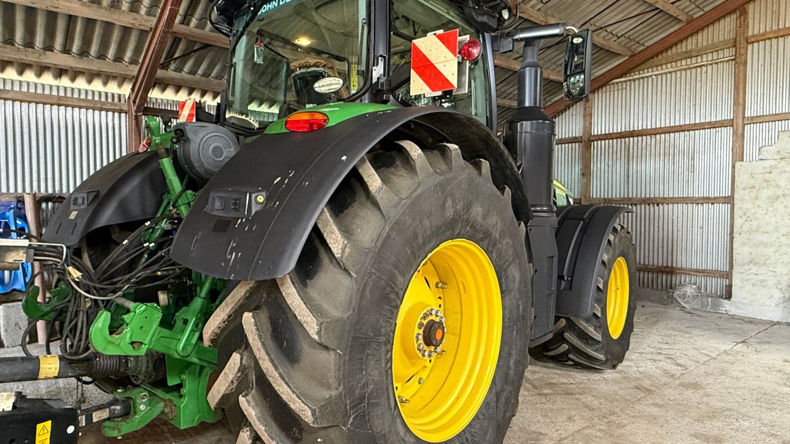 Traktor of the type John Deere 8320R, Gebrauchtmaschine in Aabenraa (Picture 11)