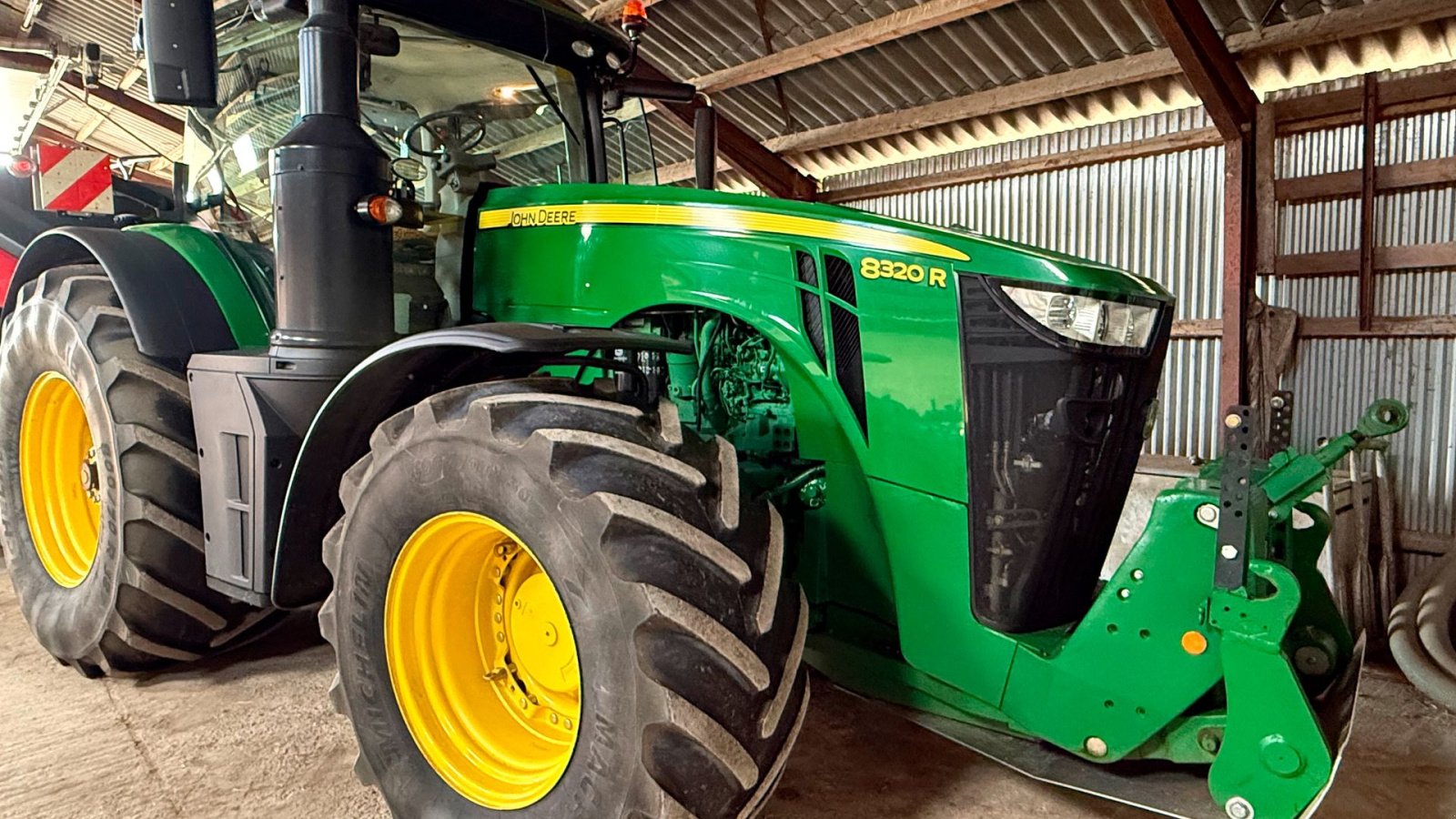 Traktor of the type John Deere 8320R, Gebrauchtmaschine in Aabenraa (Picture 1)