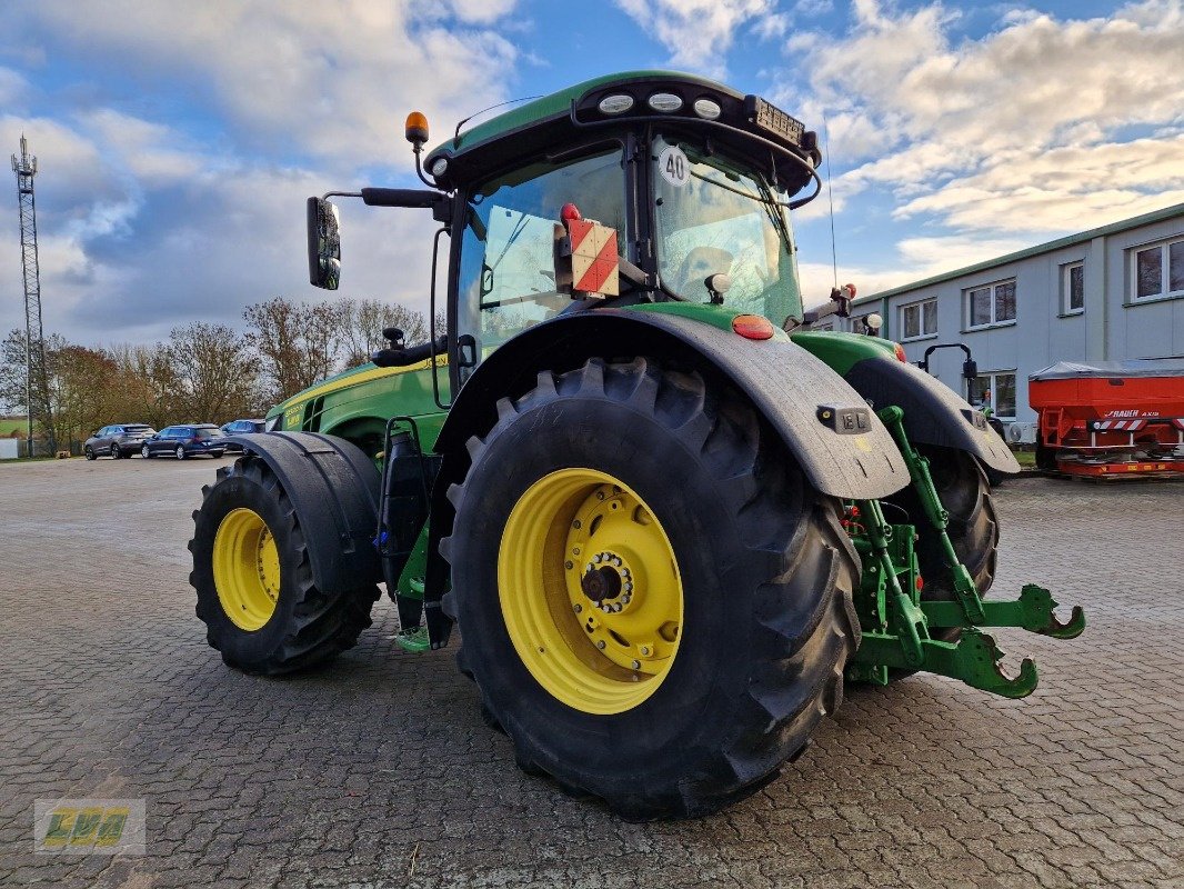 Traktor typu John Deere 8320R, Gebrauchtmaschine v Schenkenberg (Obrázek 9)