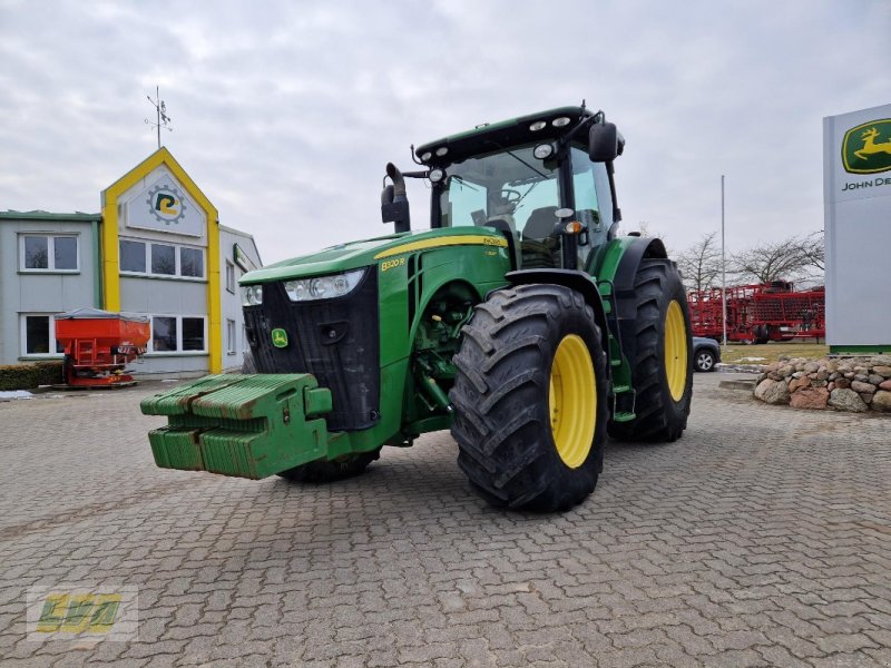 Traktor от тип John Deere 8320R, Gebrauchtmaschine в Schenkenberg (Снимка 1)