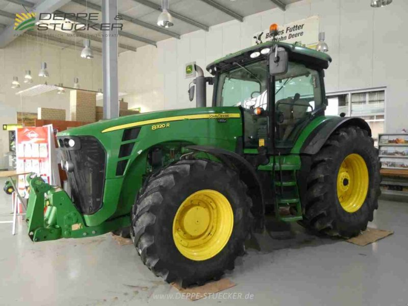 Traktor del tipo John Deere 8320R, Gebrauchtmaschine en Lauterberg/Barbis