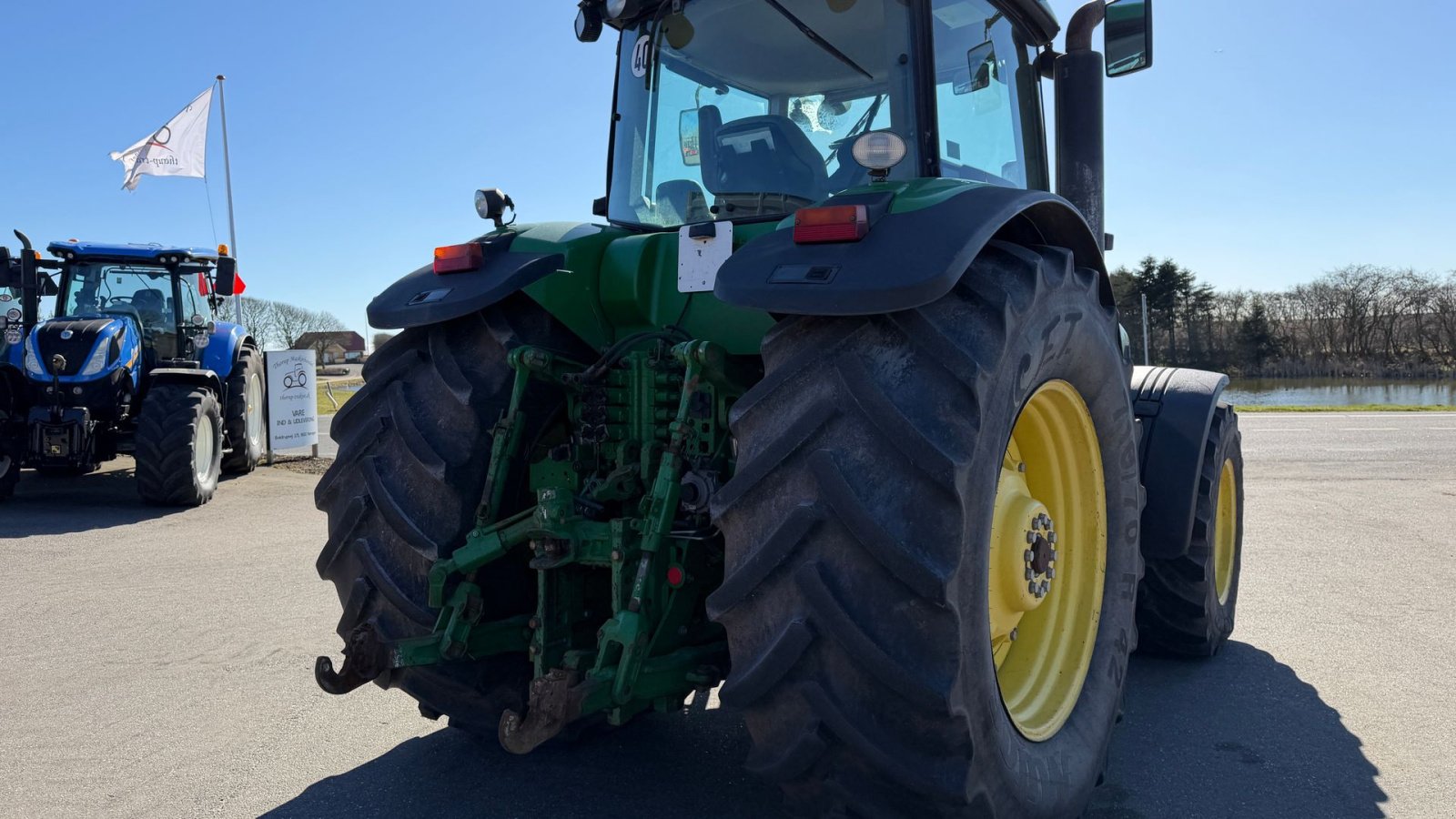 Traktor от тип John Deere 8330 AUTOTRACK READY!, Gebrauchtmaschine в Nørager (Снимка 12)