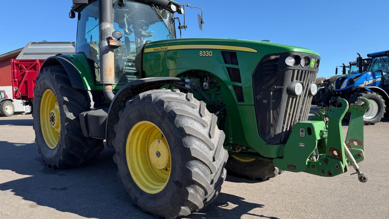 Traktor от тип John Deere 8330 AUTOTRACK READY!, Gebrauchtmaschine в Nørager (Снимка 8)