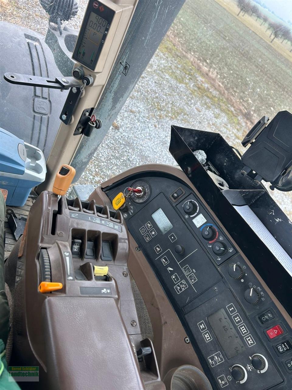 Traktor typu John Deere 8330 Getriebe neu., Gebrauchtmaschine v Büren (Obrázek 14)