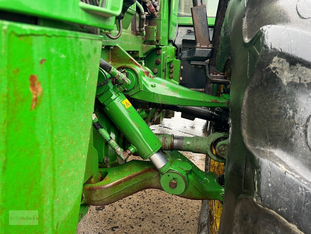Traktor типа John Deere 8330, Gebrauchtmaschine в Prenzlau (Фотография 9)